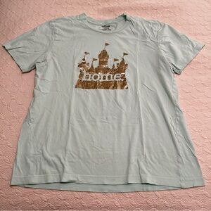 New Balance Disneyland runDisney Castle Home Women's T-Shirt (size Large)